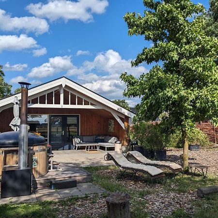 Chalet "Het Biggetje" Hottub - Sauna Volkel Bagian luar foto