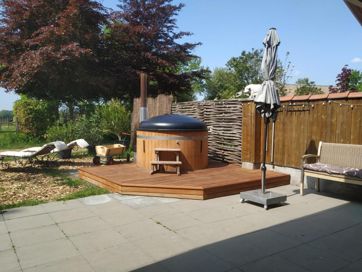Chalet "Het Biggetje" Hottub - Sauna Volkel Bagian luar foto